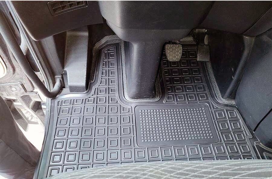 Коврики Авто-коврики Килимки Kia Ford Mitsubishi Opel Skoda Fiat Audi