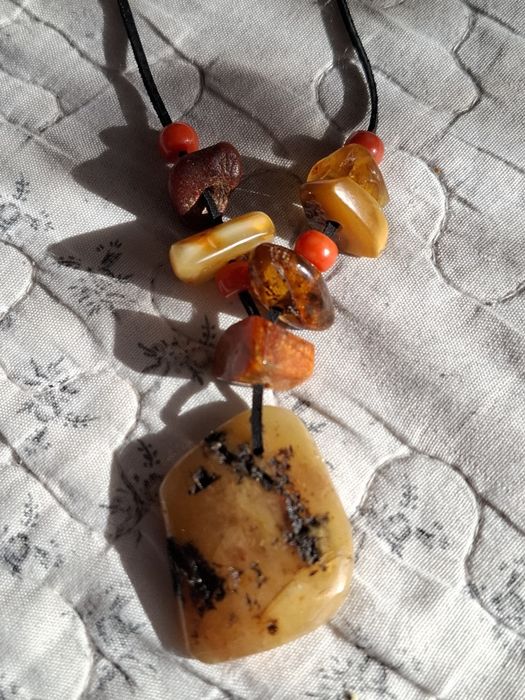 Naszyjnik bursztyn naturalny.