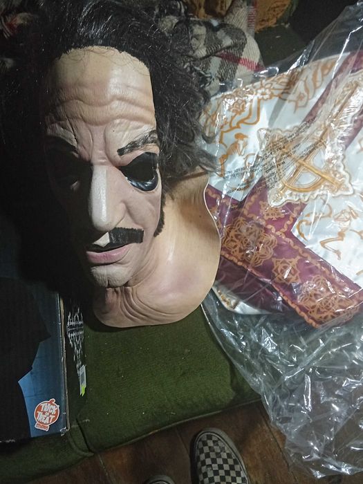 Conjunto ghost banda musica nunca usado