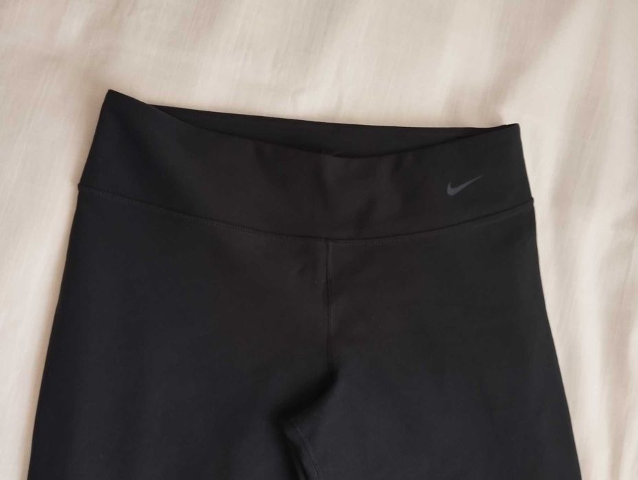 Спортивні штани лосини Nike  жіночі розмір M