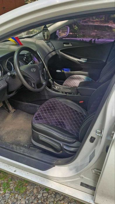 Hyundai Sonata 2015 VIN KMHEC41LBGA683817 фото оголошення 8 з 10