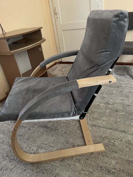 Зручне крісло з натуальної сировини