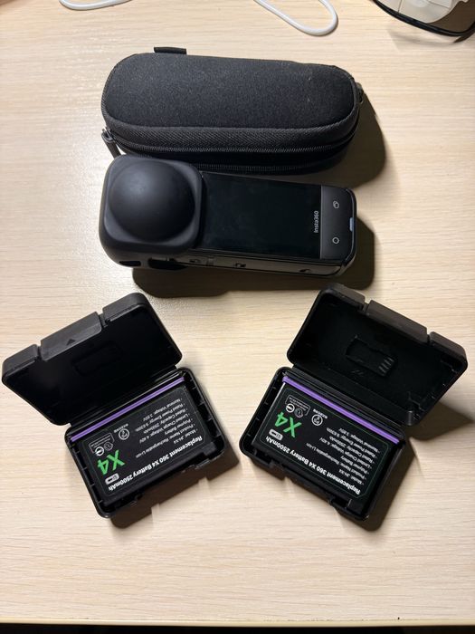 Камера Insta x4 360 + додатковий комплект