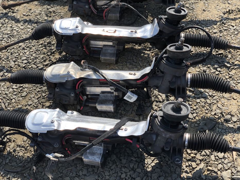 Рулевая рейка Пассат Б6 Шкода А5 Кадди 3 Тоуран рульова рейка Passat