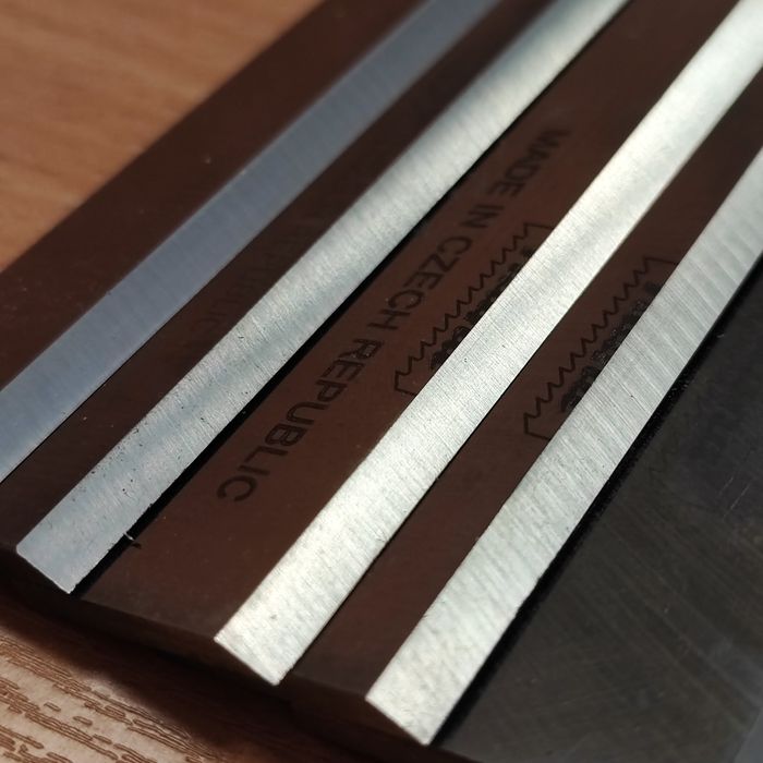 Заточка стругальних ножів (рейсмус фуганок) до 850 мм та іншого інстр.