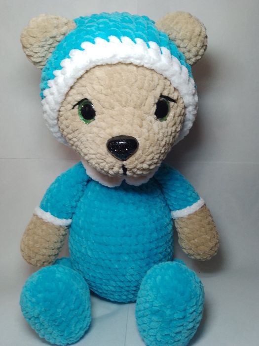 В'язана іграшка "Ведмедик"
