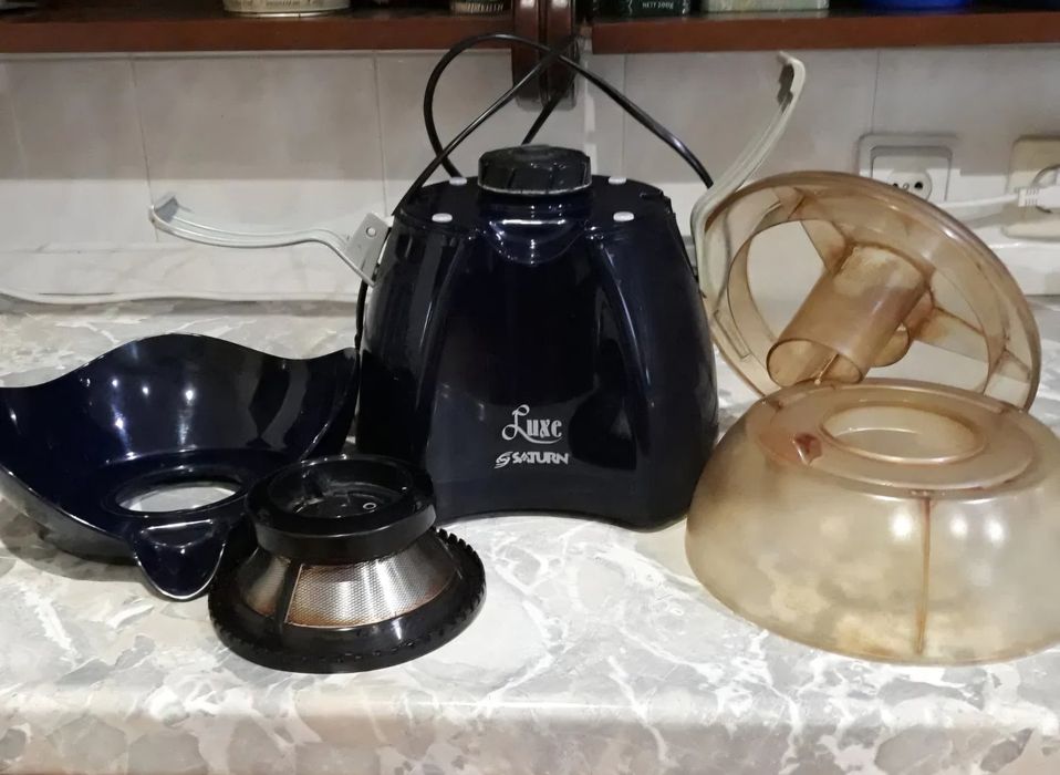 Продам электрические соковыжималки.