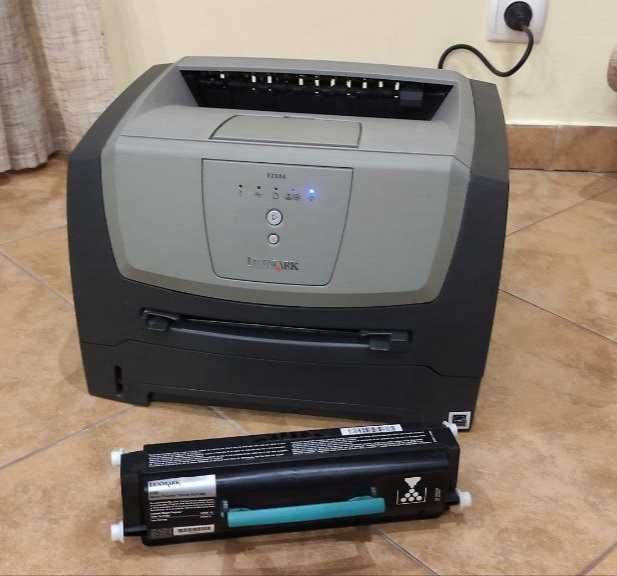 Принтер Lexmark e250d + додатковий картридж