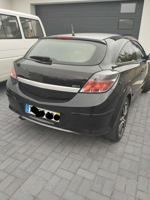 Opel astra gtc 1.7
