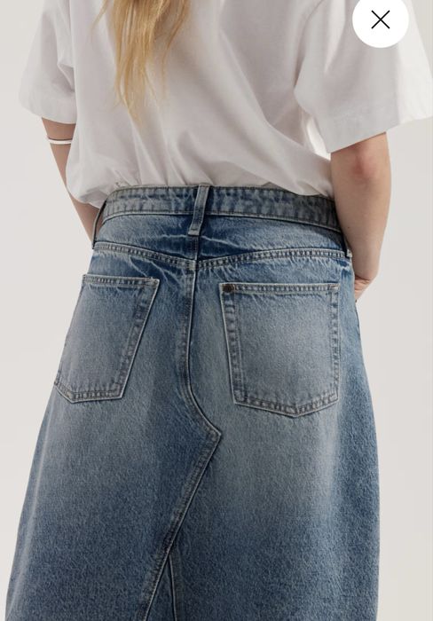 Стильна джинсова спідниця фірми H&M