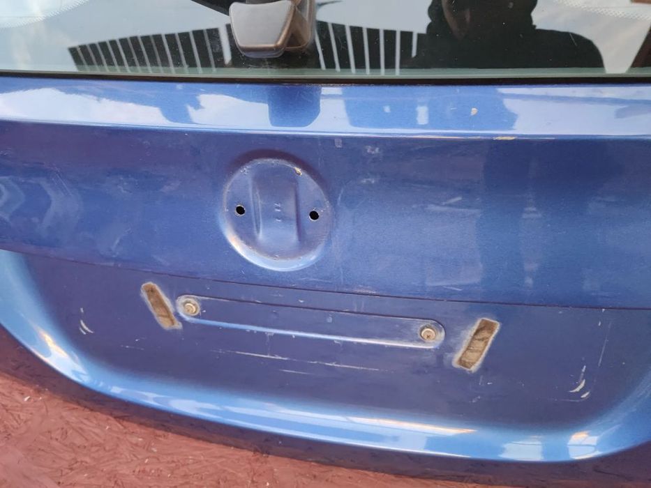 bmw e91 oryginalna kompletna klapa bagażnika tył w kolorze   w kol.