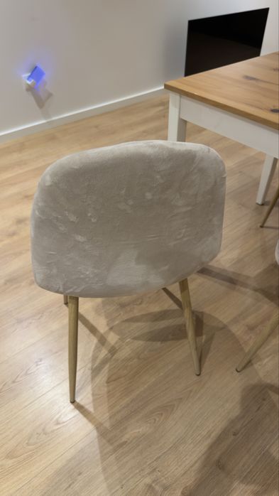 Mesa Lerhamn Ikea + 4 Cadeiras Glamm Sklum