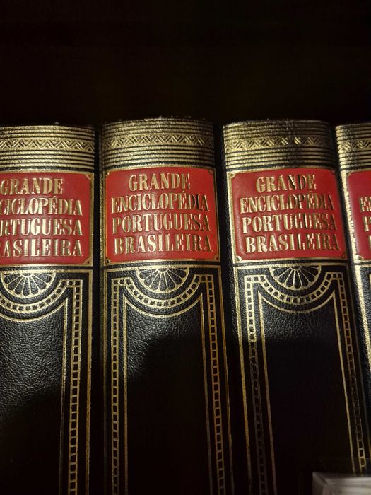 Grande Enciclopédia Portuguesa Brasileira