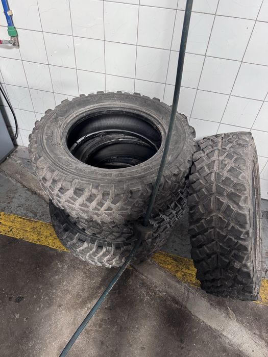 Pneus 205/70-15 fedima