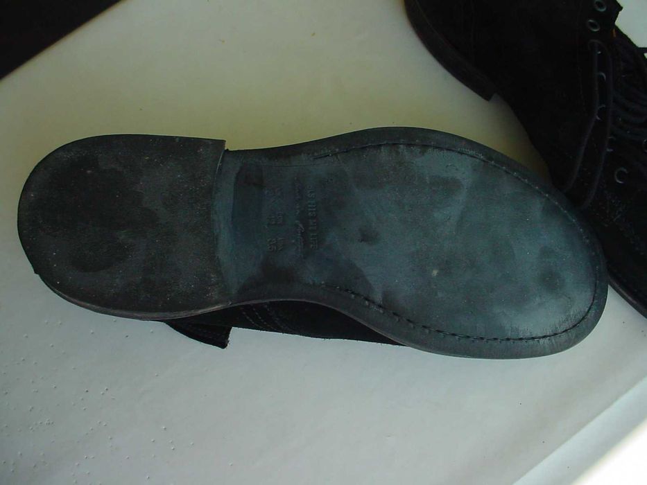 Botas de camurça de luxo.