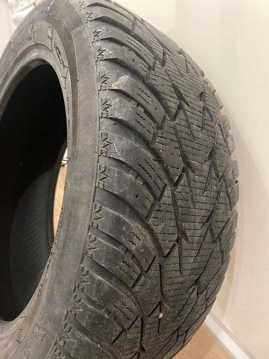 Шини зимові 205/55 R16 APLUS