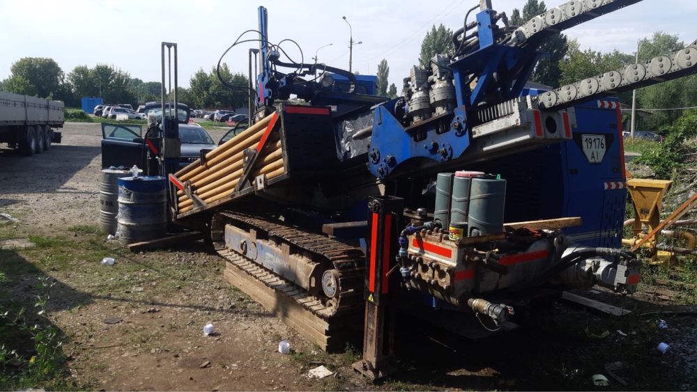 Прокладка труб методом гнб, Горизонтально направленное бурение