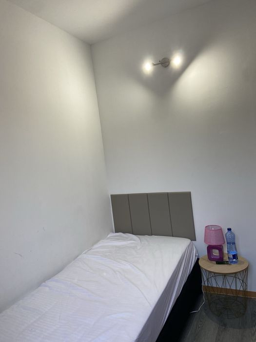 Quarto estudantes perto da Esev