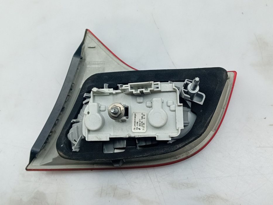 Farolim da mala esquerdo AUDI A4 Avant (8ED, B7)