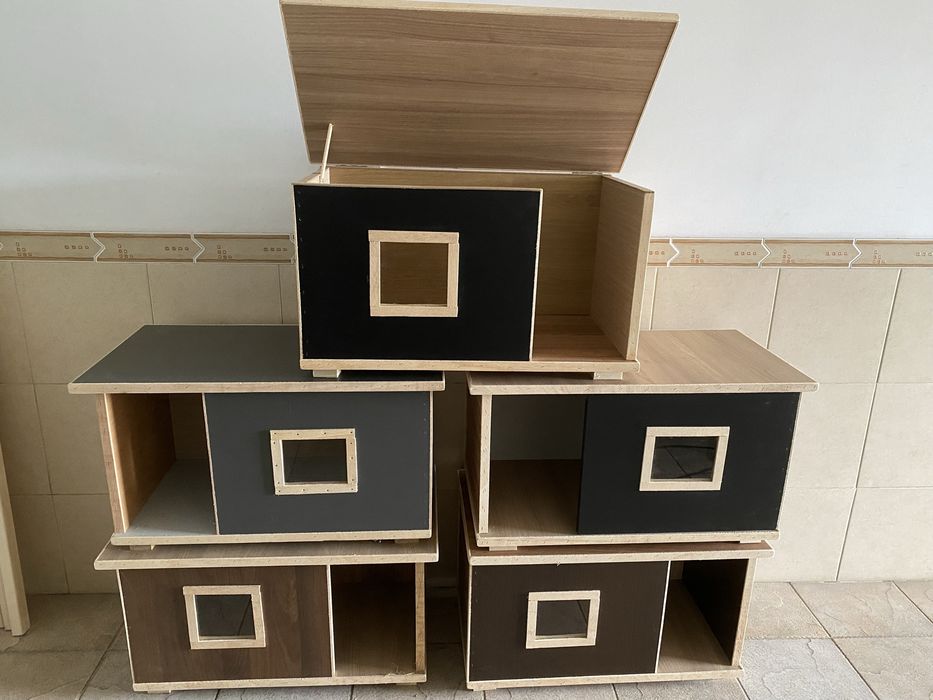 Casinhas para gatos em madeira tratada muito aconchegadas