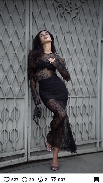 Кружевное платье черное