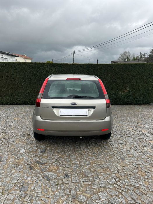Ford Fiesta 1.4 Gasolina