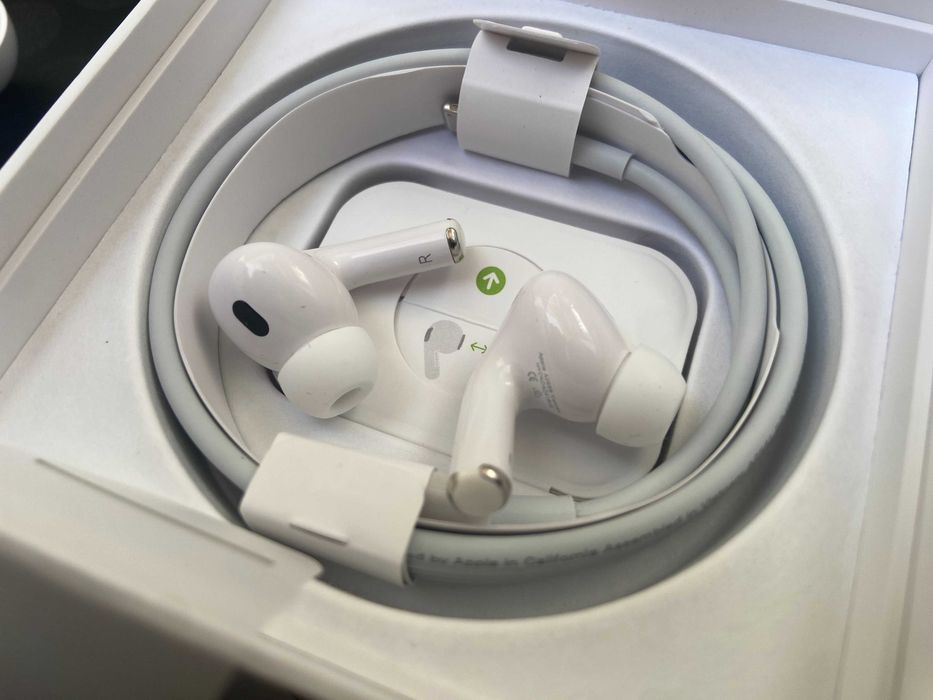 Беспроводные наушники Airpods Pro 2 для Айфон и Андроид с Шумодавом
