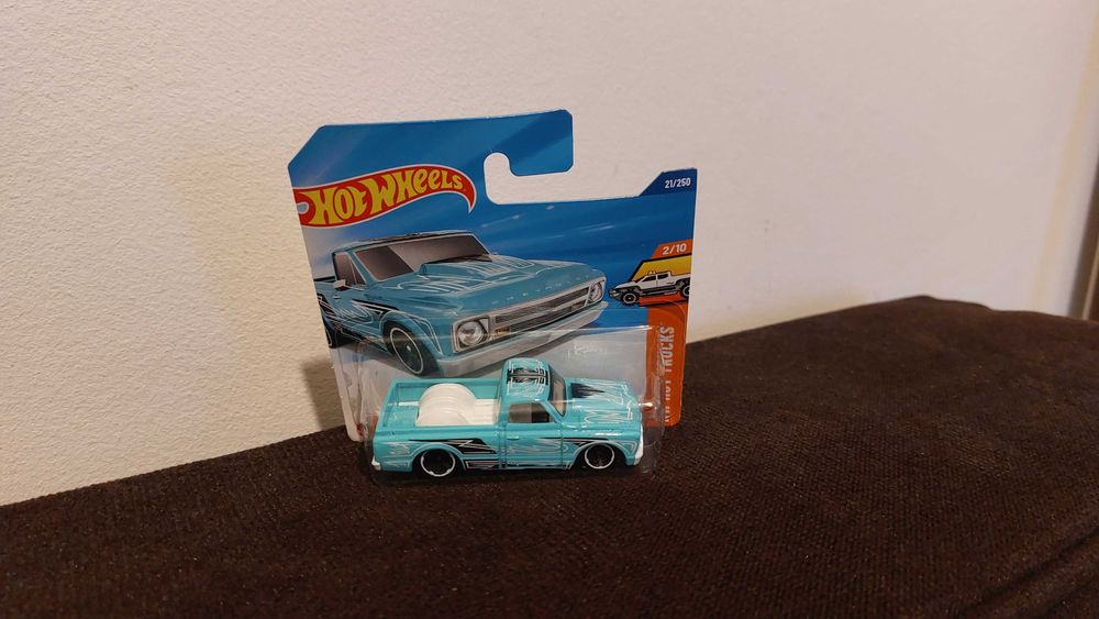 Nowy Hot Wheels Chevrolet Custom 67 pickup 21/250 HW Hot Trucks 2/10
