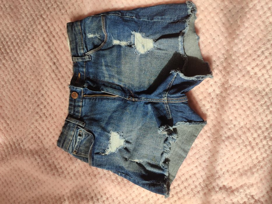 Sprzedam Spodenki młodzieży