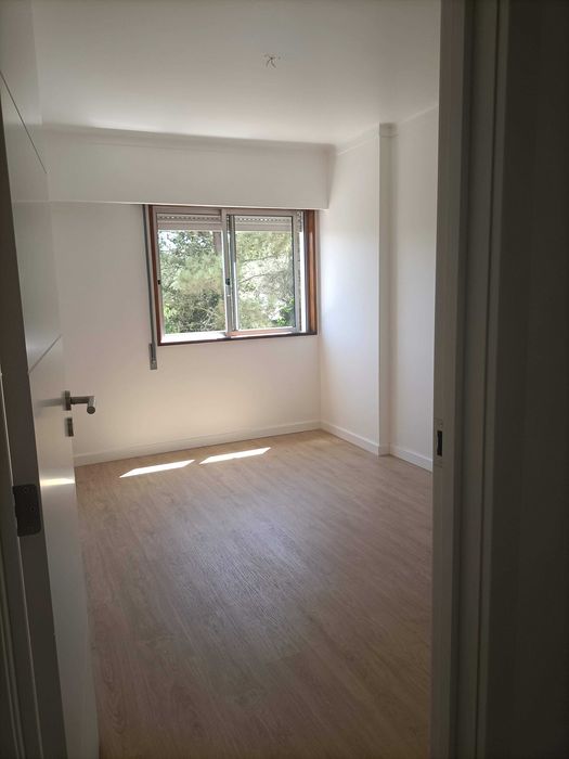T2 Totalmente Remodelado| Urb.Quinta das Flores - Sto António Cavaleiros | Lisboa