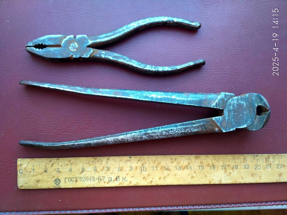 Клещи.кусачки.плоскогубцы времён СССР.