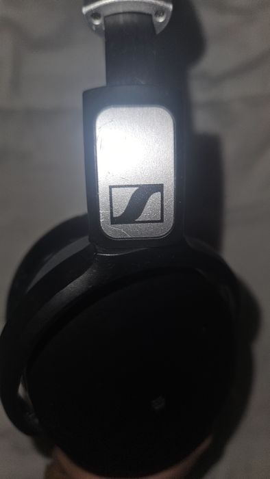 Fone de Ouvido Bluetooth – Ótimo Estado e Super Confortável