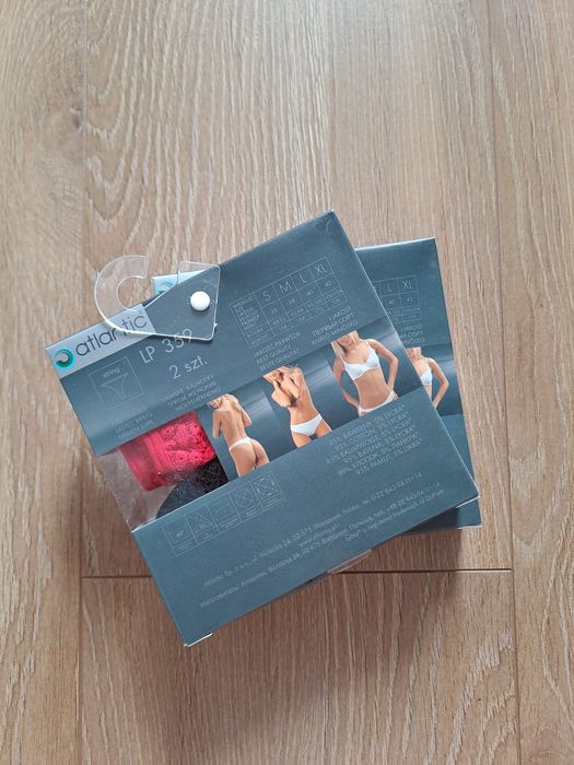 4x Stringi damskie Atlantic, rozmiar S, mix kolorów