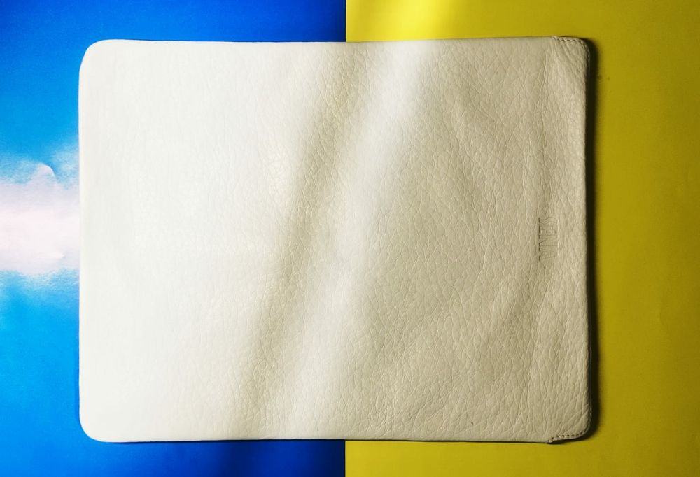 Шкіряний чохол на IPad