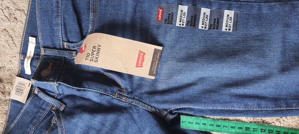 Джинси жіночі  скіни Levis