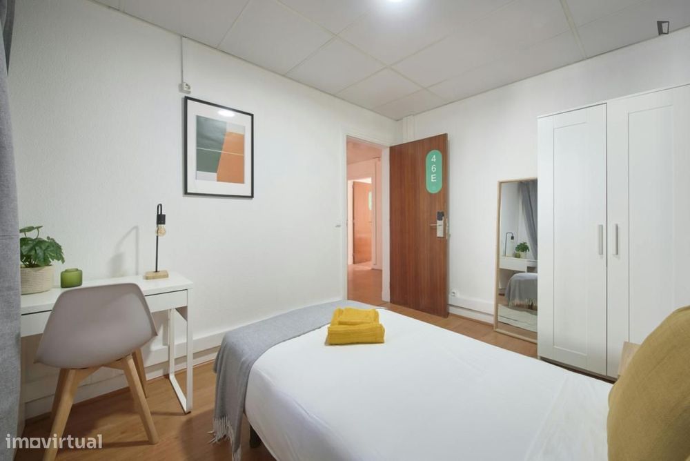 Quarto - localizado em Avenida da Liberdade Lisbon