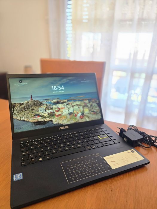 Computador portátil ASUS E410M