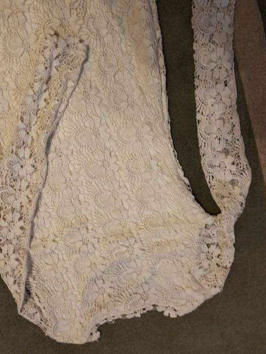 Sukienka koronka rom M kremowa