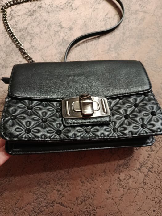 Сумочка  бренда Zara