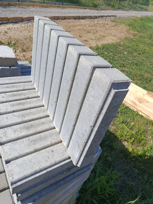Obrzeże bruk-bet tetron 6 x 30 x 51 szare