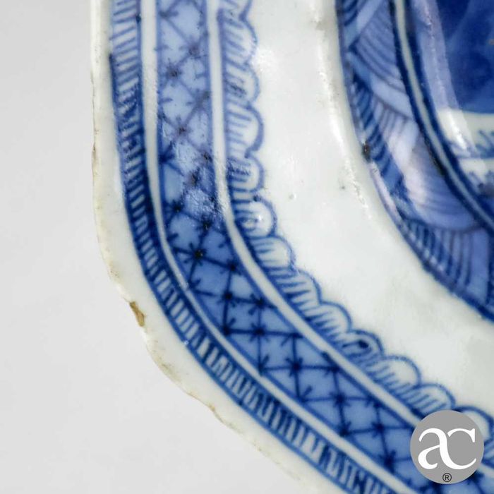 Travessa porcelana da China, decoração Cantão, Qianlong, séc. XVIII