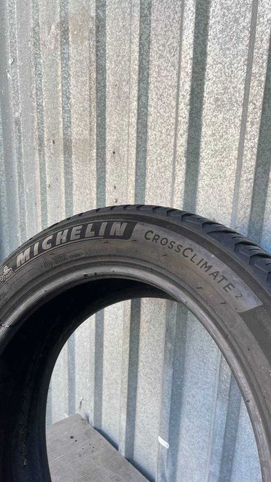 Шини б/у 235 50 R18 Michelin Cross Climate 2