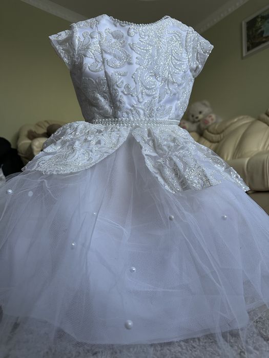 Пишне плаття  для дівчинки 2-3 роки