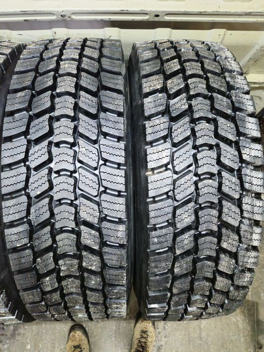 Opona zimowa 315/70 R22..5 napęd
