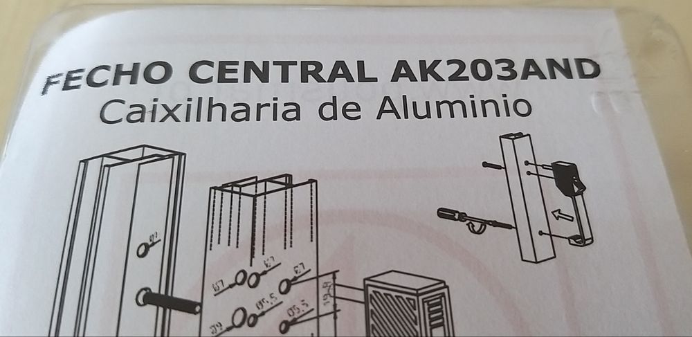 Fecho Central Caixilharia Alumínio.