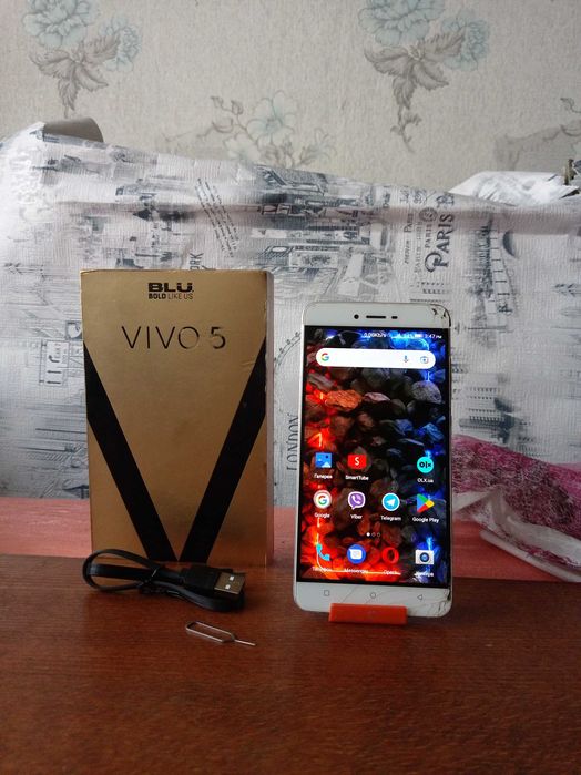 Шустрый смартфон Blu Vivo 5 - 4G, 3/32 Gb, 8 ядер, USB Type-C- РАБОЧИЙ