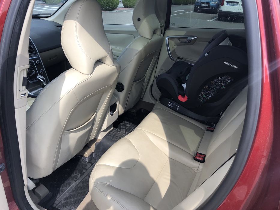 Продам автомобіль Volvo xc60 2014 року