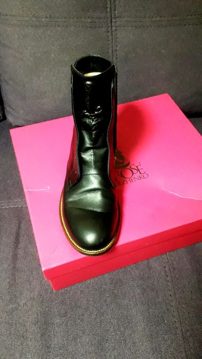 Кожаные ботинки украинского дизайнера