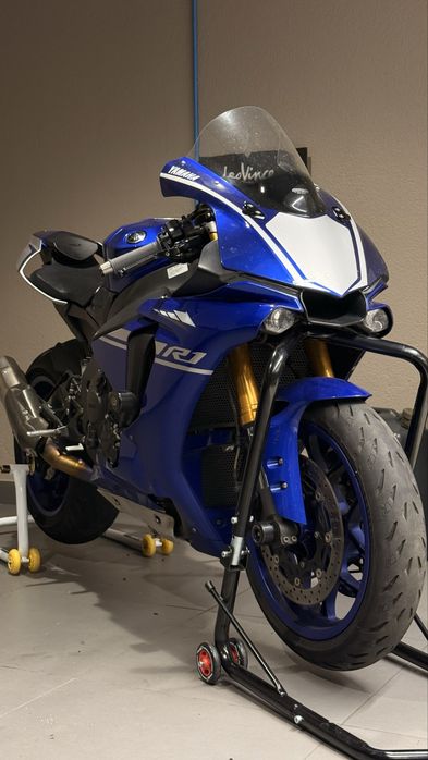 Yamaha YZF - R1 2017