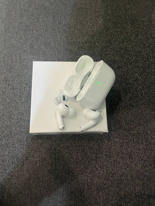 Airpods pro нові